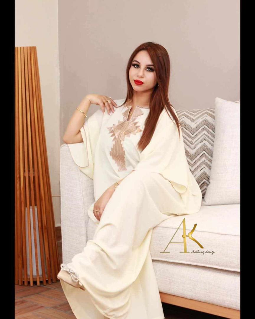 Promo Robe d'hôtesse pour lAID  3500 da