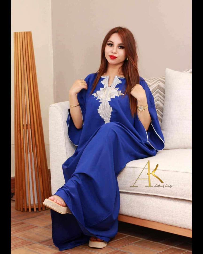 Promo Robe d'hôtesse pour lAID  3500 da