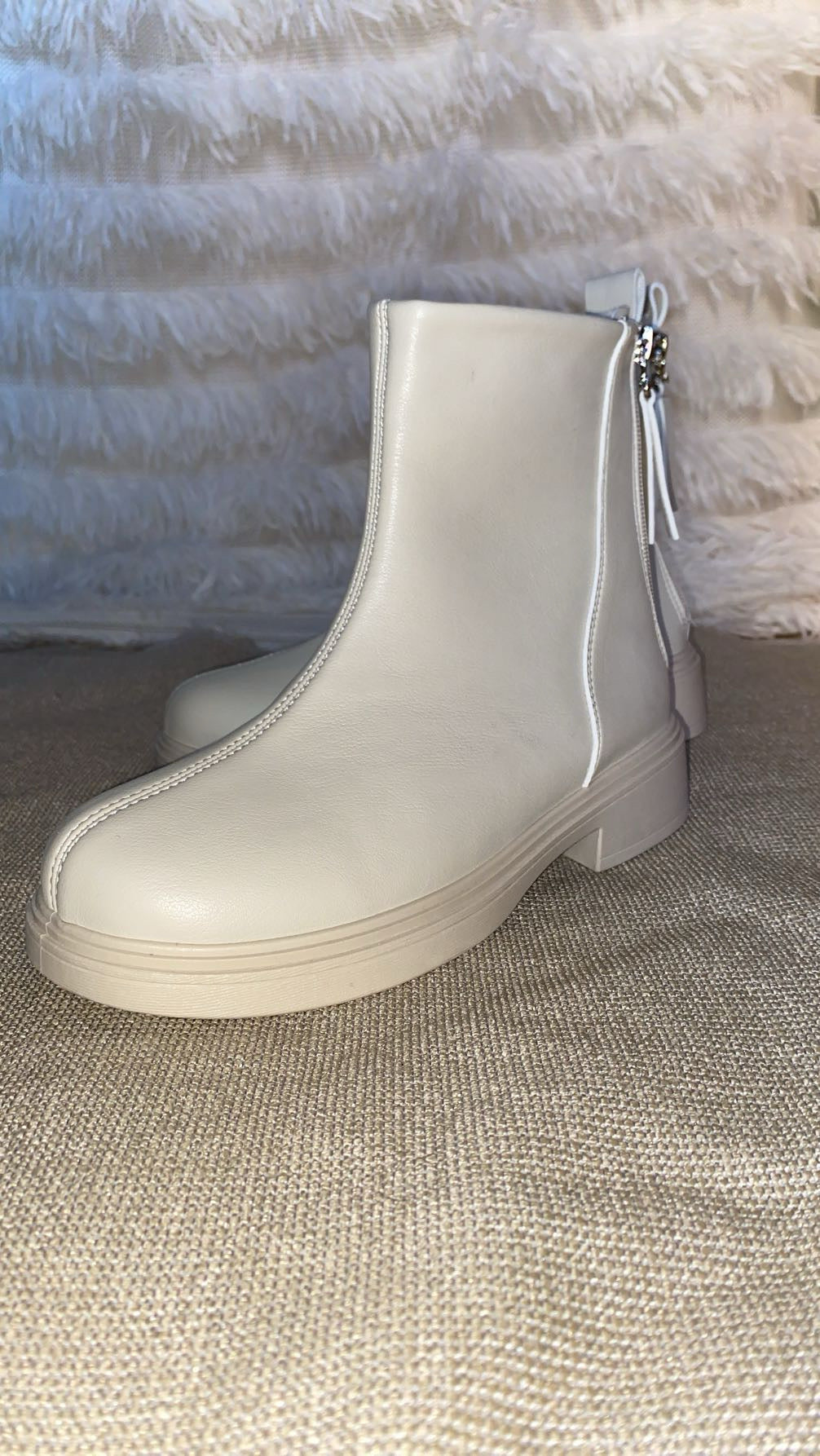 PROMOTION boots cuir 4900 da quantité limitée