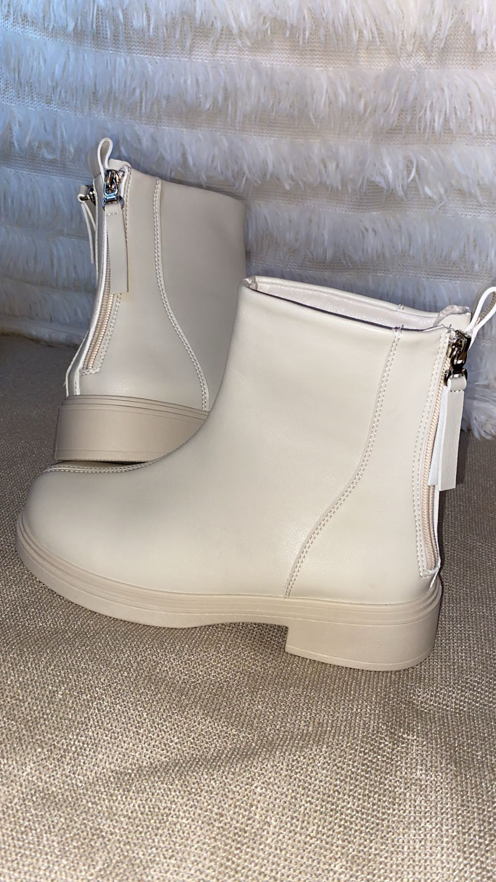 PROMOTION boots cuir 4900 da quantité limitée