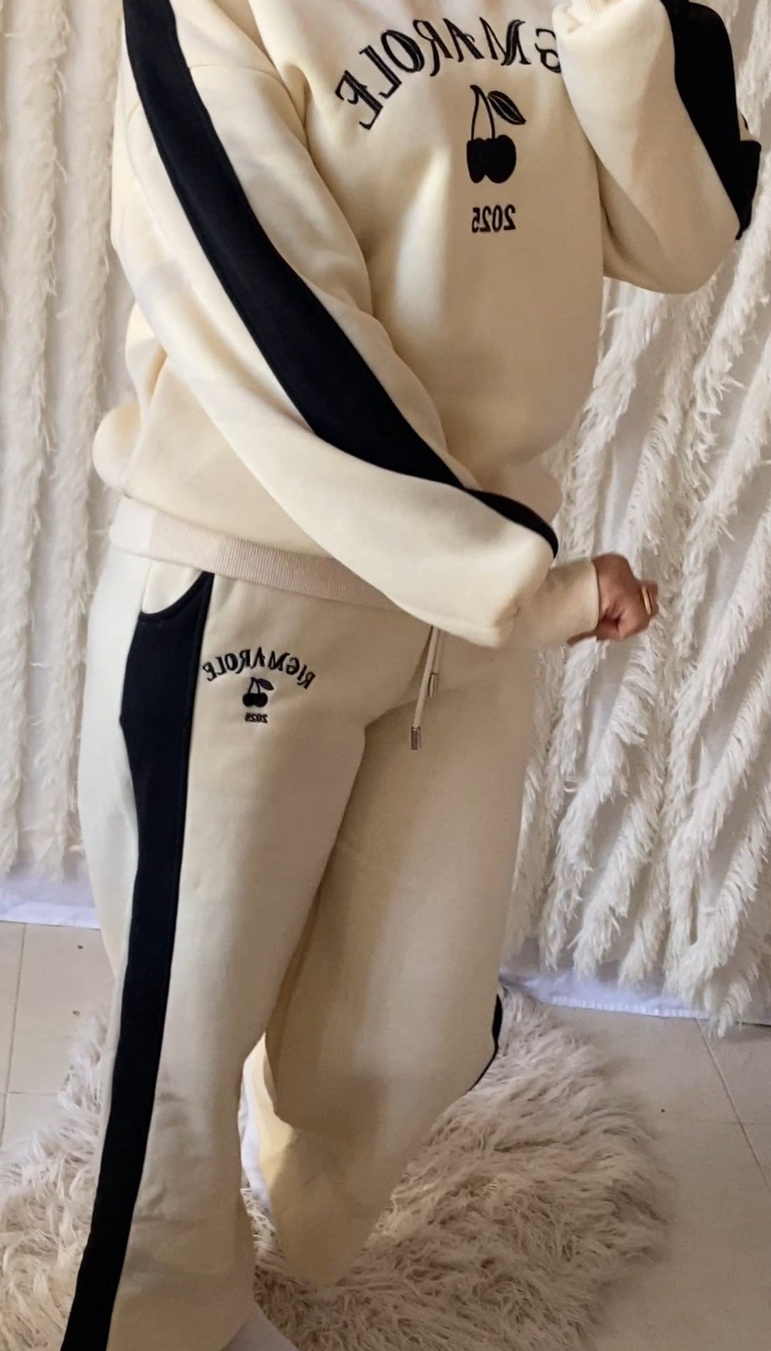 dernières pièces 🔥 Blanc cassé et blanc neige promotion 5500 da