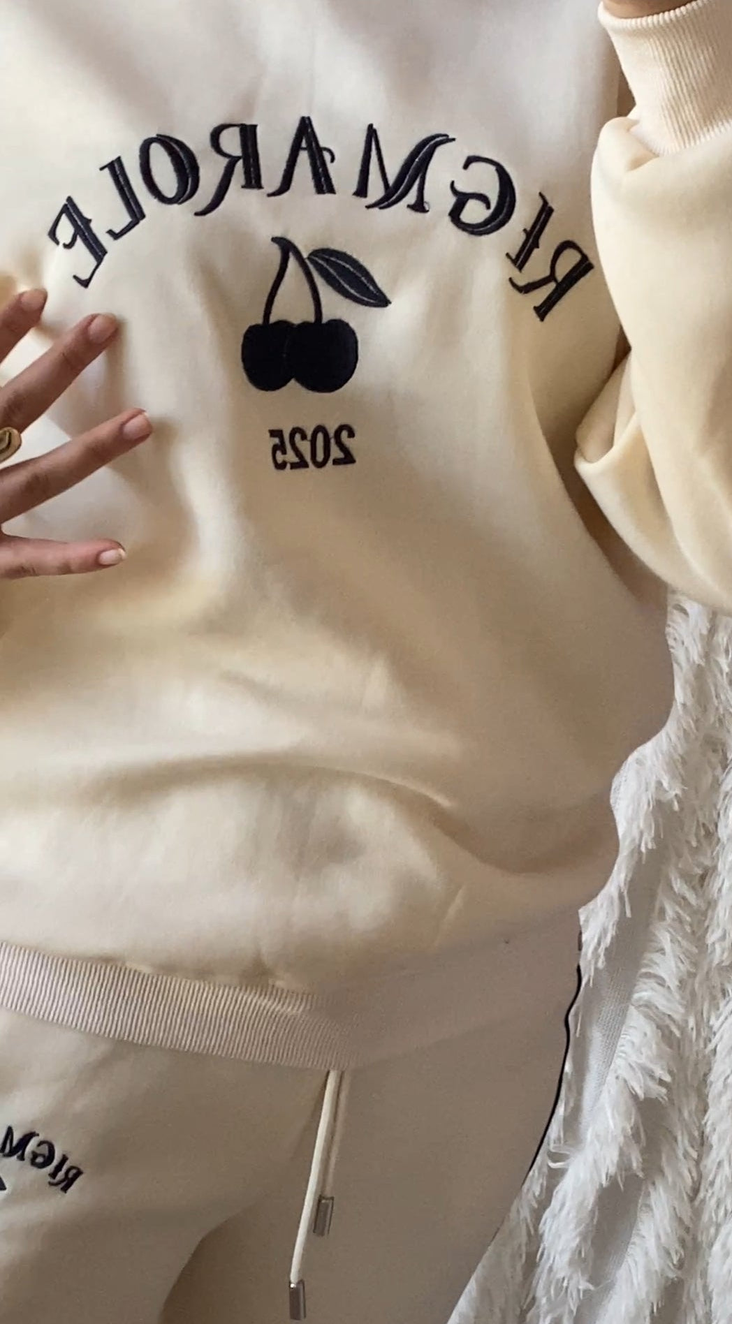 dernières pièces 🔥 Blanc cassé et blanc neige promotion 5500 da